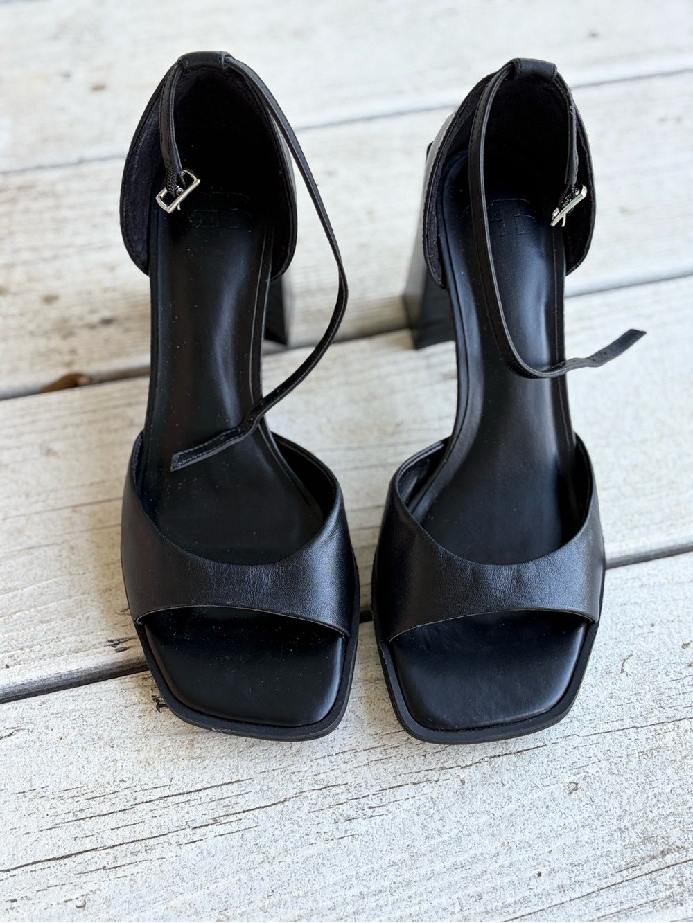 Gianni Bini Black Open-Toe Ankle Strap Block Heels 7.5